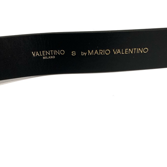VALENTINO Giusy V-Logo Black Gold Buckle Leather
Belt NWT - Picture 6 of 9